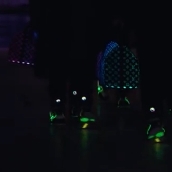 Louis Vuitton LED Light Up Lightning Fiber Optic Monogram Keepall - Virgil Abloh - Picture 10 of 12